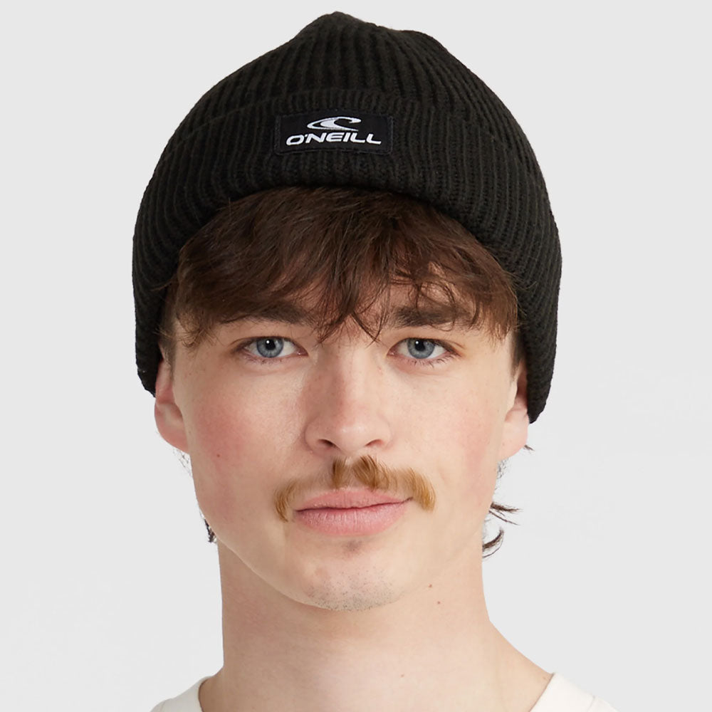 Bouncer Beanie Black Out