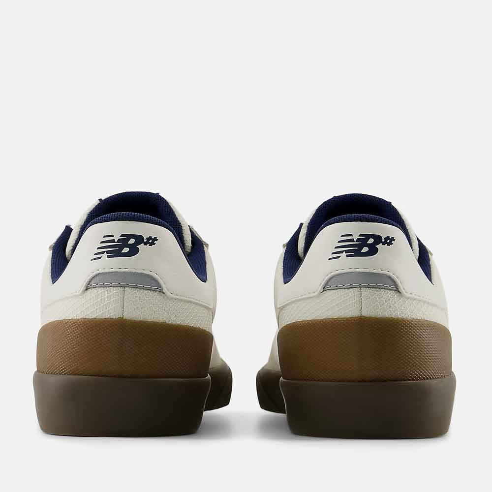 New Balance 272 Sea Salt Dark Gum