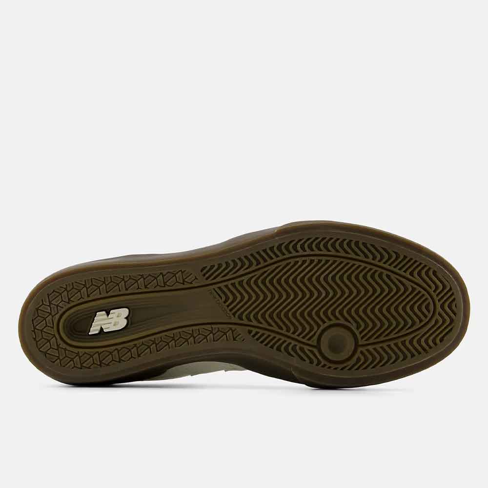 New Balance 272 Sea Salt Dark Gum