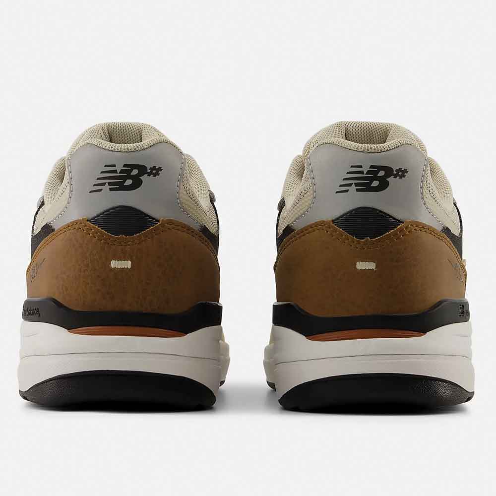 New Balance Numeric 933 Reynolds - Sea Salt Brown