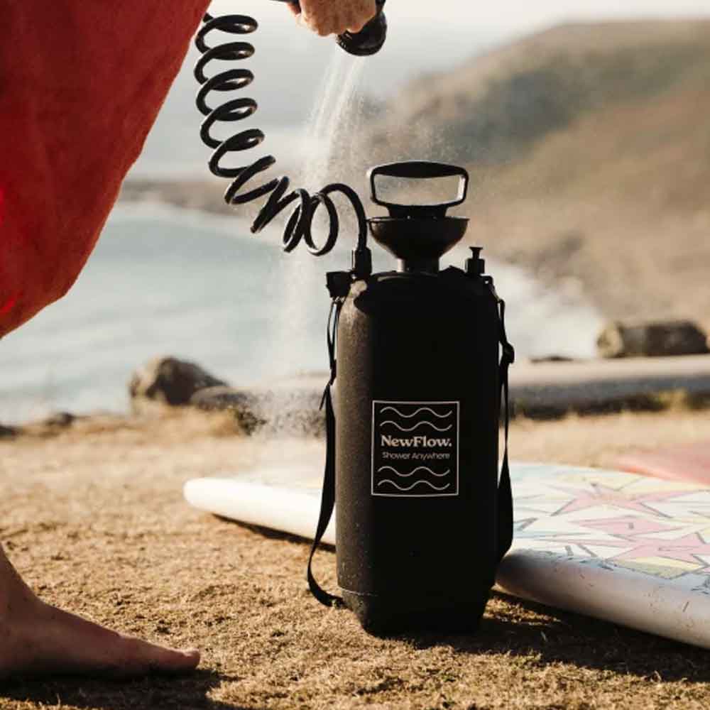New-Flow 8 Litre Portable Shower