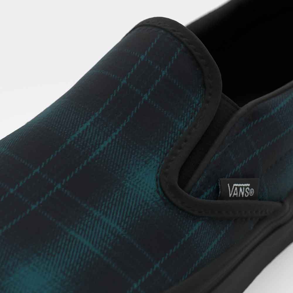Vans Classic Slip-On Shoes SHRD Black/Navy