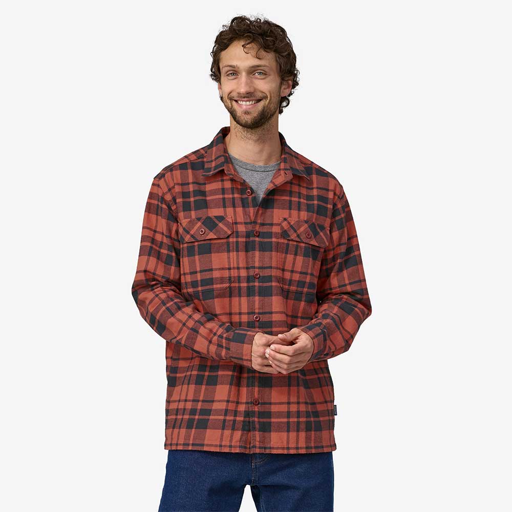 Patagonia Long Sleeved Organic Cotton Fjord Flannel Shirt