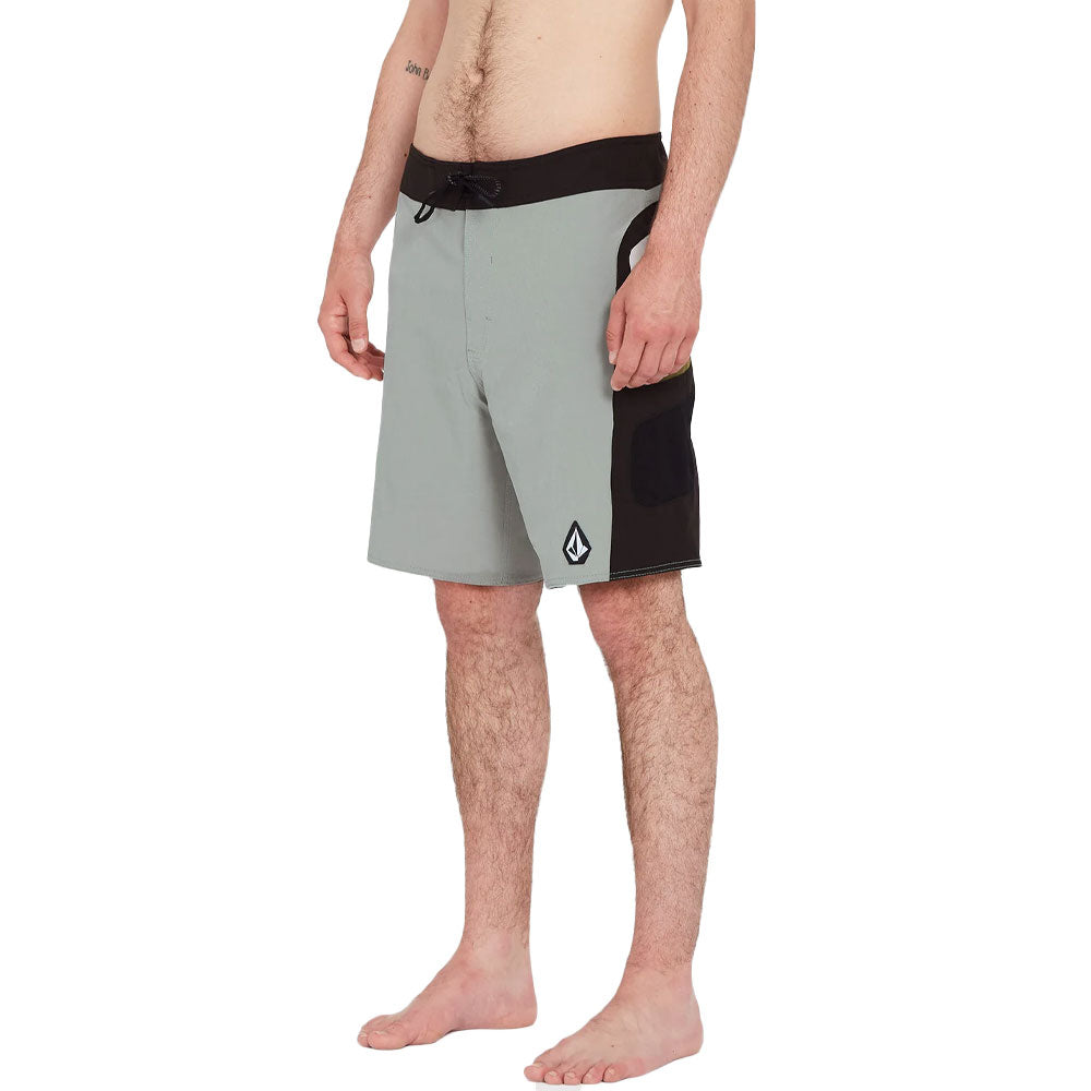 Volcom Surf Vitals Yago Dora 19 Boardshorts