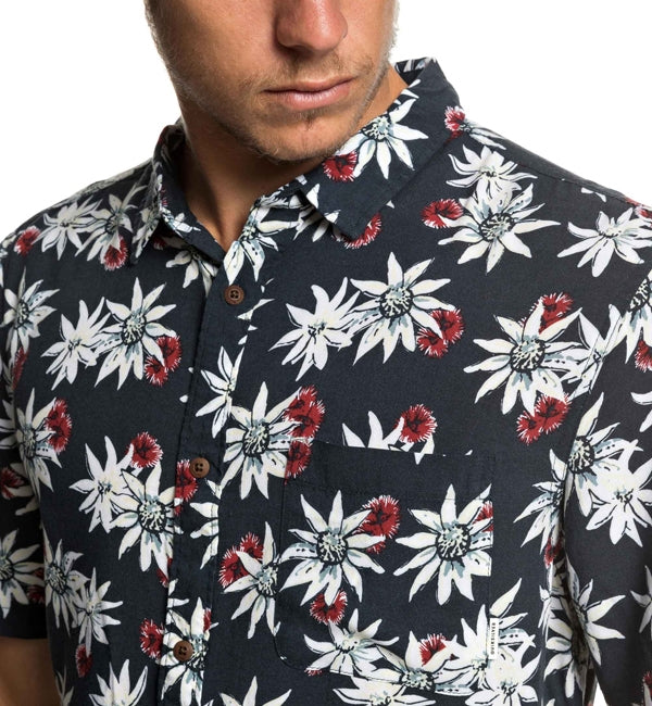 Quiksilver Fluid Geometric Short Sleeved Shirt